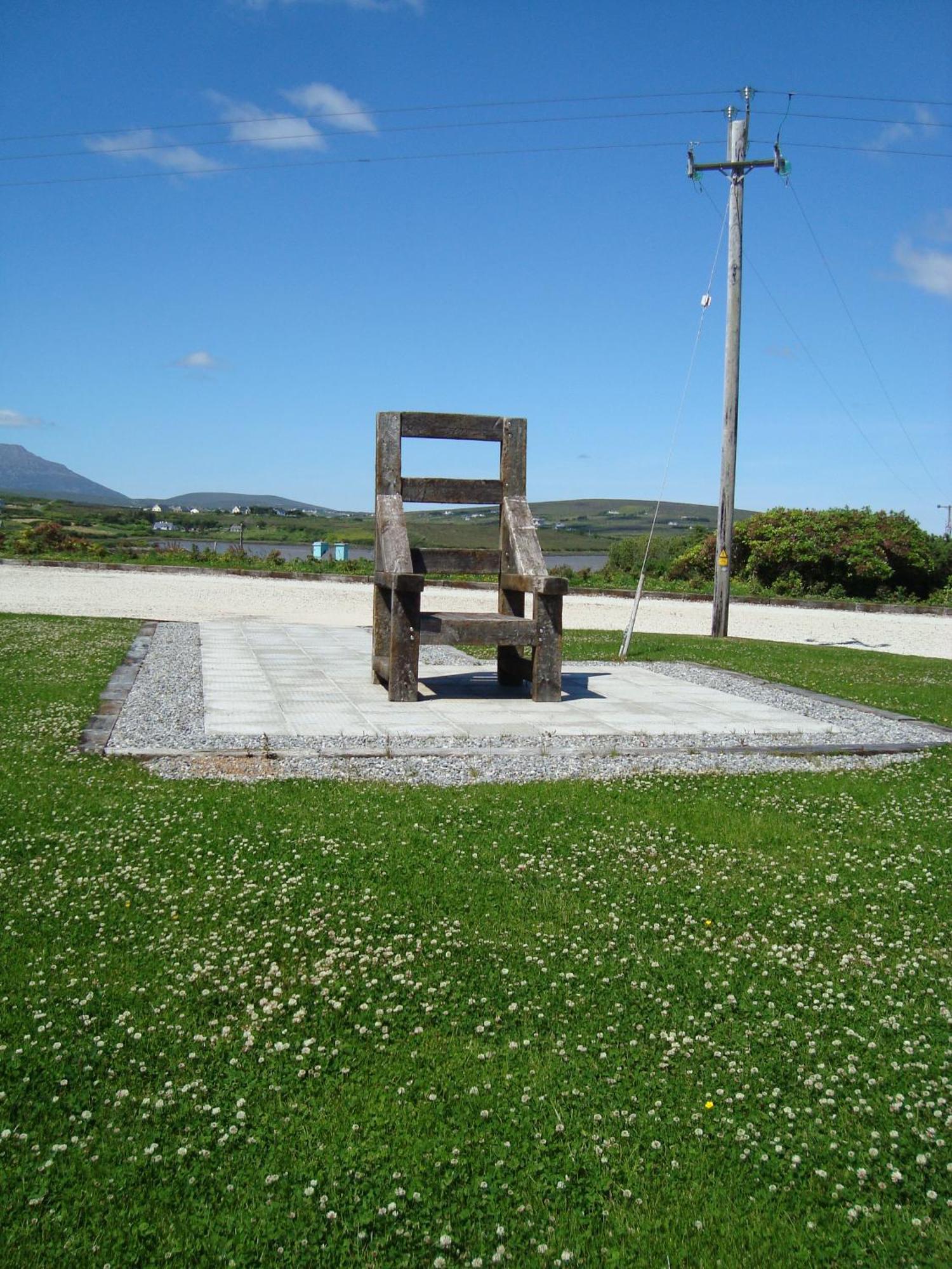 Hy Breasal B&B Achill Sound Exteriér fotografie