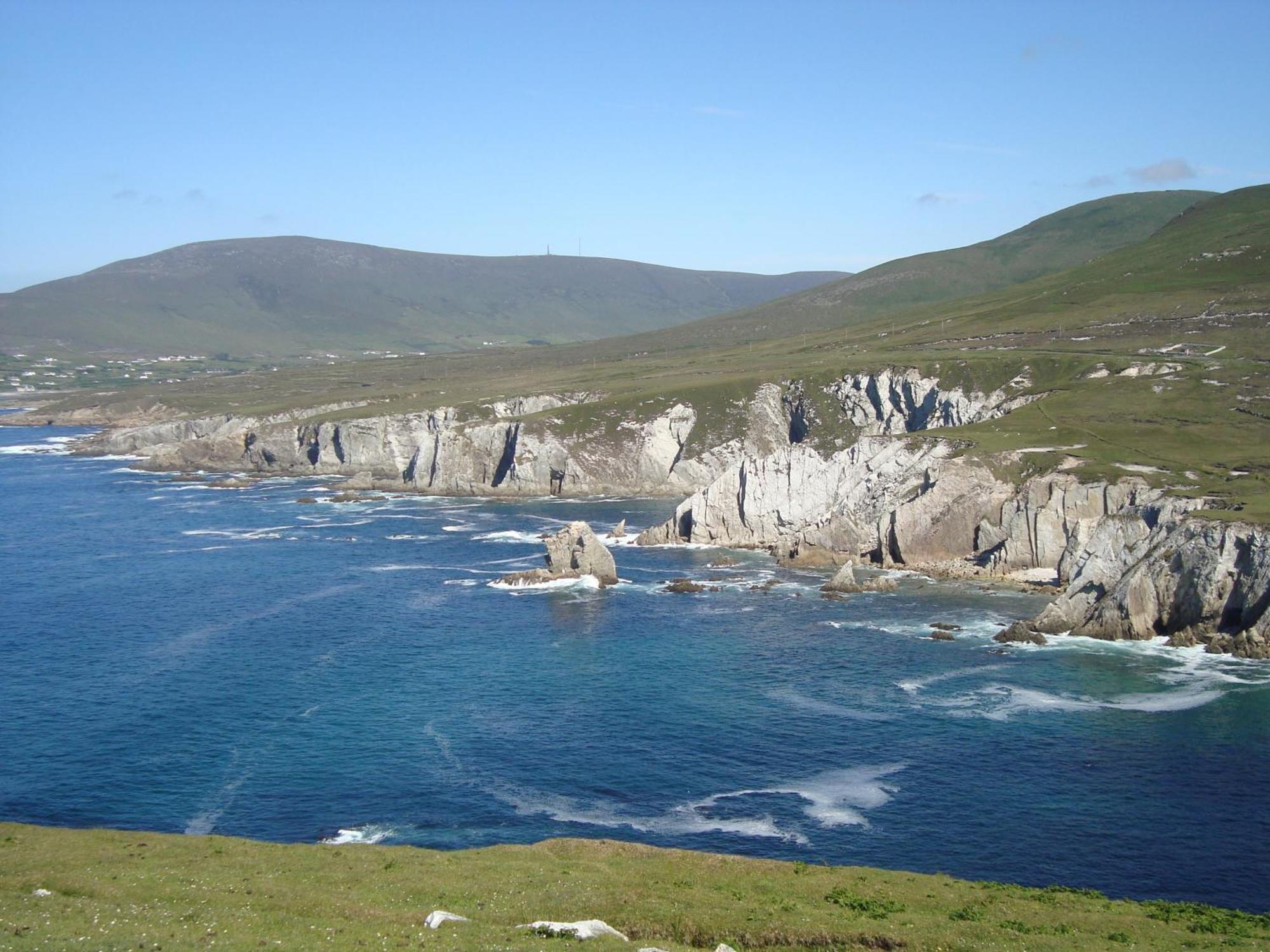 Hy Breasal B&B Achill Sound Exteriér fotografie
